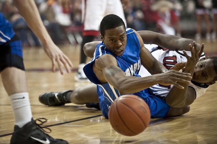 basketball player-loose-for-ball dives